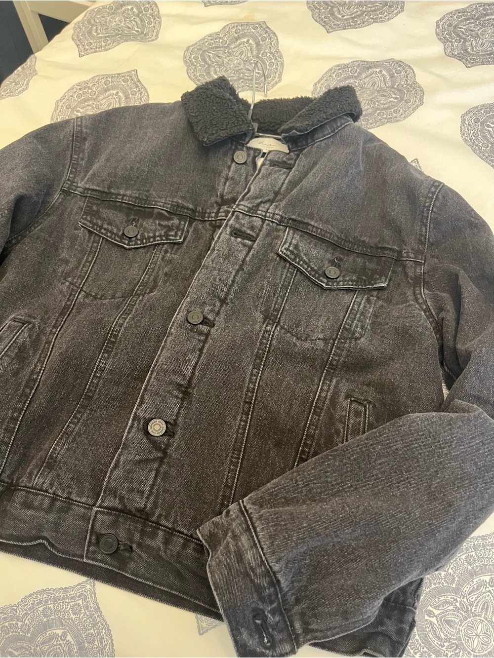 KanCan Black Washed Sherpa-Lined Denim Jacket